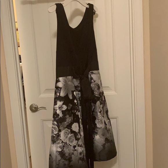 Black, grey, and white Dress Barn cocktail dress - Picture 2 of 5